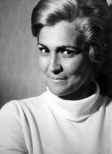 Uma homenagem à vida de Hebe Camargo_Cabruuum