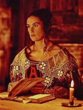 a letra escarlate demi moore (1)